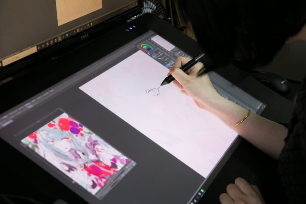 スマホで描いてpcで仕上げる 2大ペイントツールの連携でイラスト自由自在 Pr Digitaldiy